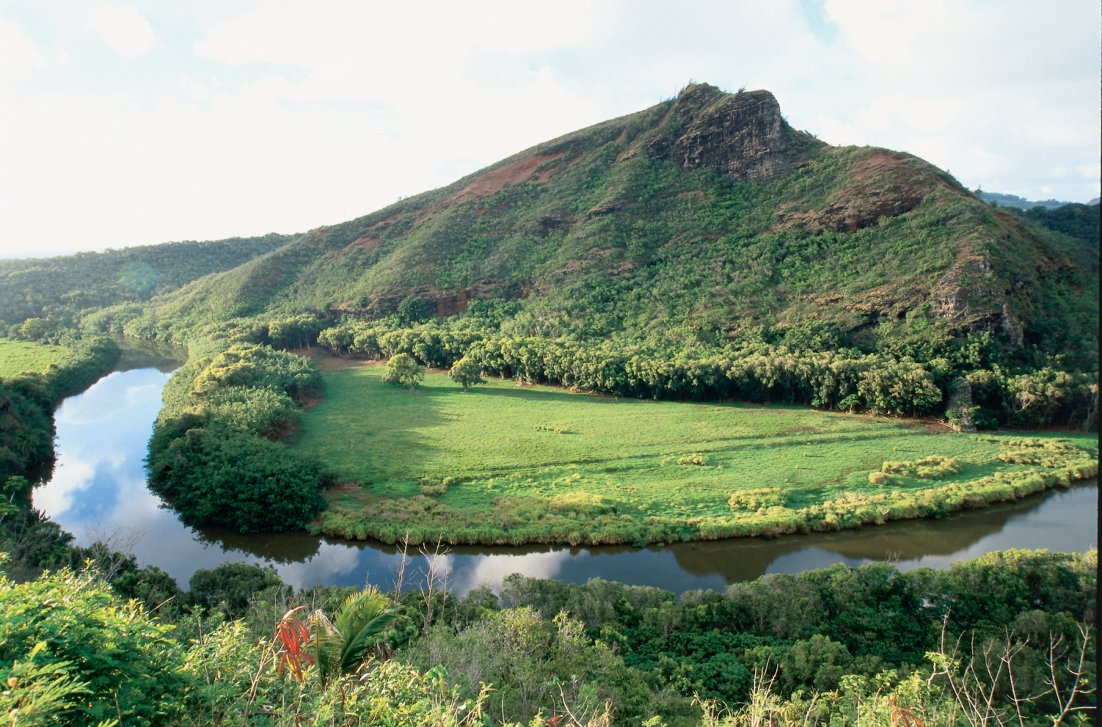 Hawaii Tourism Authority (HTA) / Robert Coello