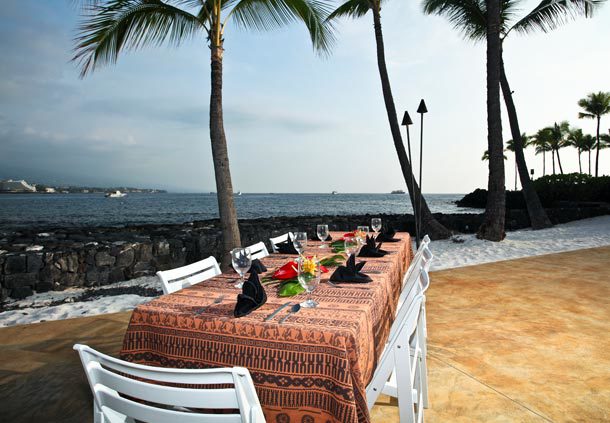 Courtyard King Kamehameha's Dining Luau Grounds