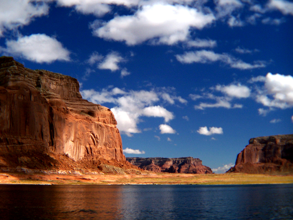 lake-powell-1396742.jpg