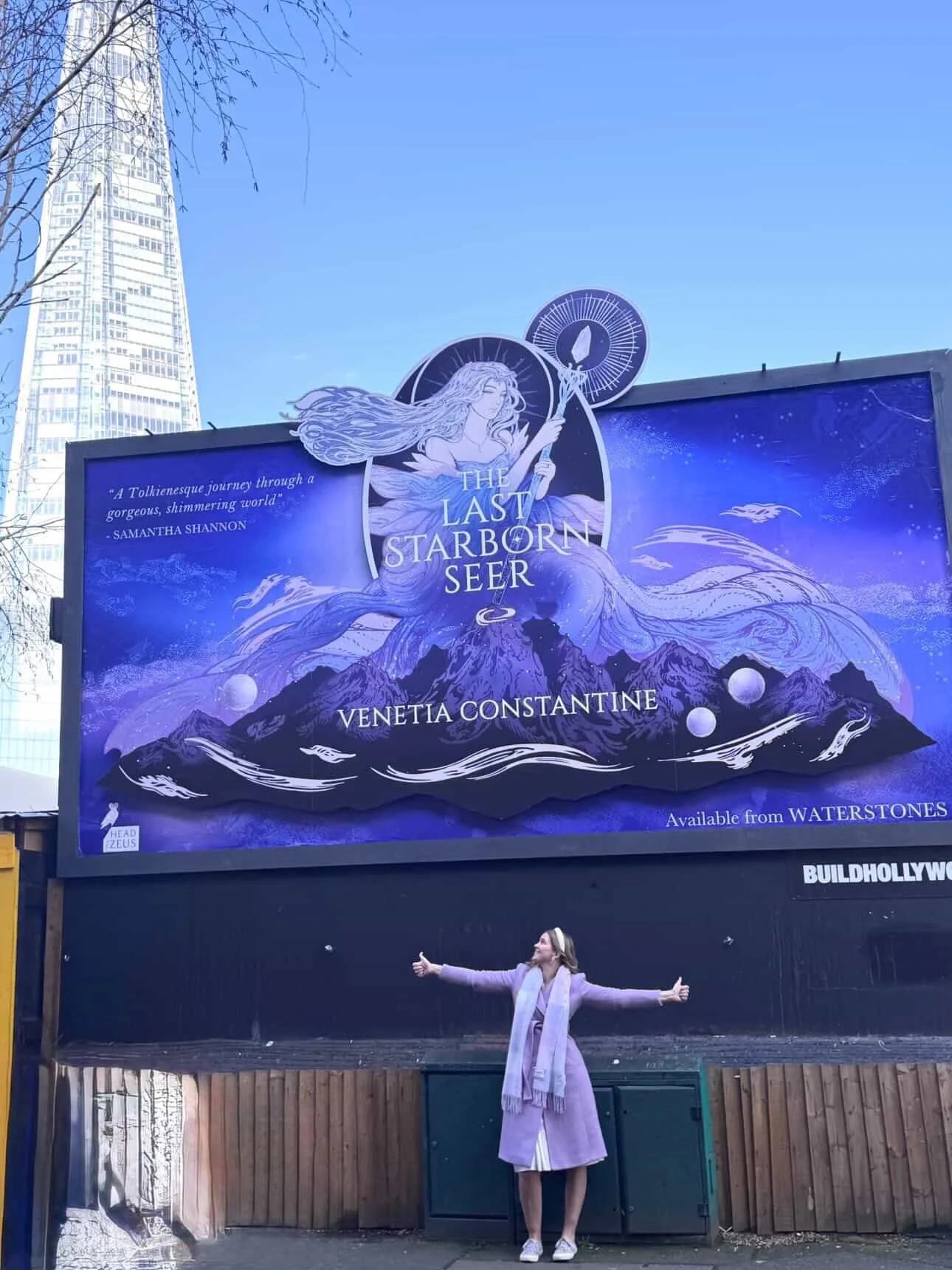 💜 BILLBOARD HAS LANDED 💜
Check out @venetiaconstantine in front of her awe-inspiring billboard in central London for&hellip;

&lsquo;THE LAST STARBORN SEER&rsquo; 
@headofzeus 

The first book in an epic new romantic fantasy trilogy set in a fractu