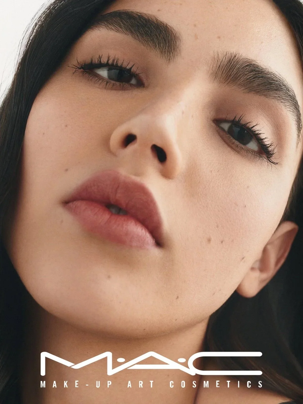 Marcela+%40+MAC+cosmetics.jpg