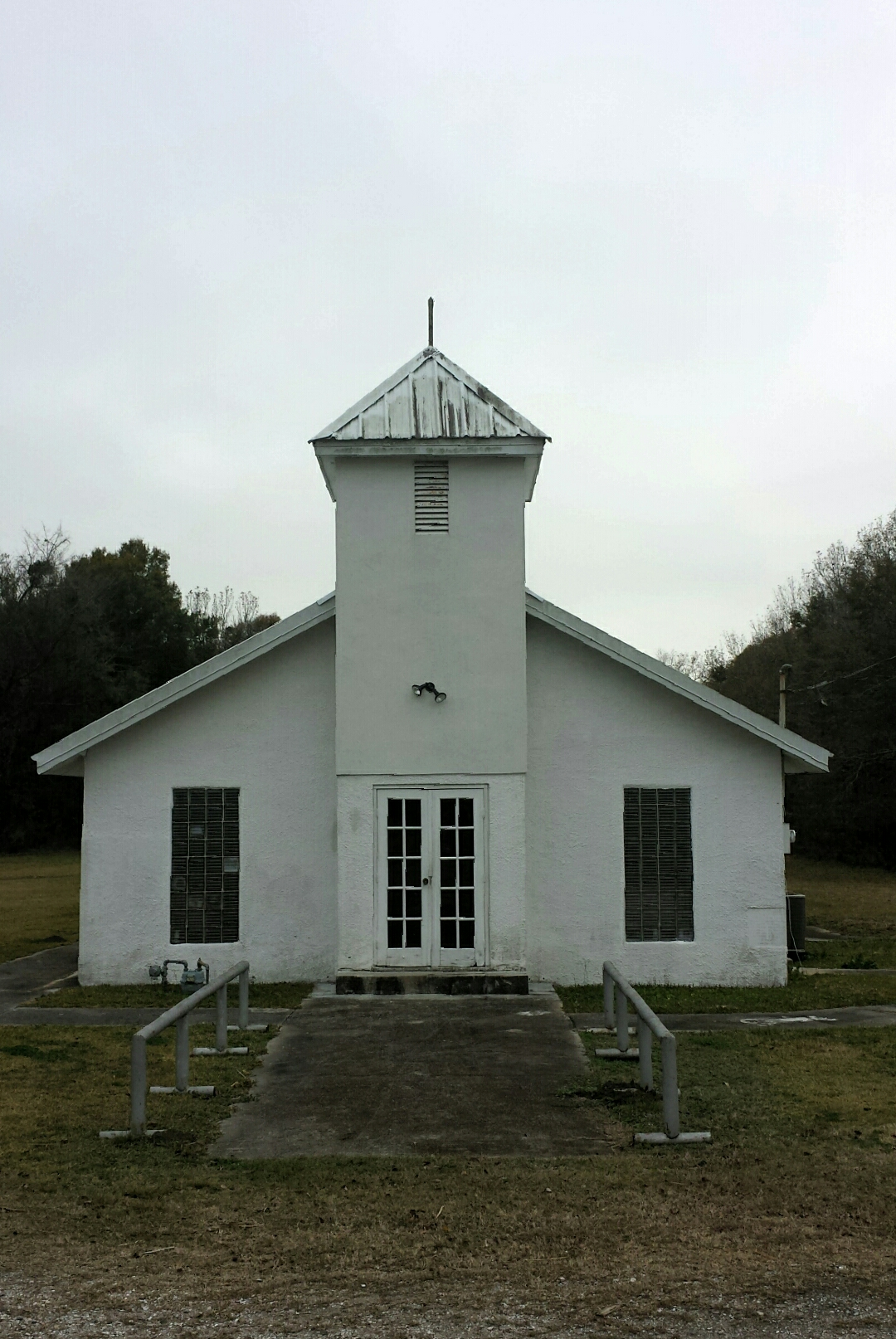 Methodist church, gibson, LA. Photograph by lisa Qualls.