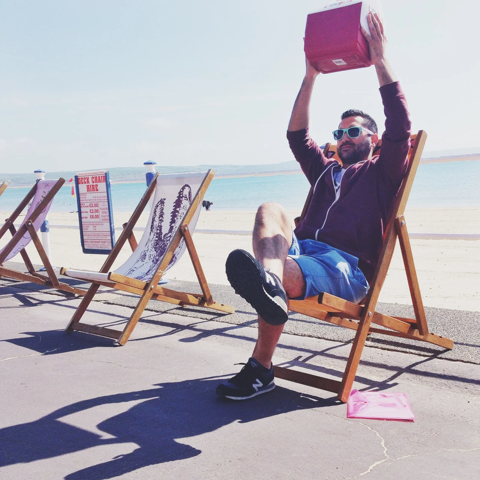 Team LICKALIX getting a tan