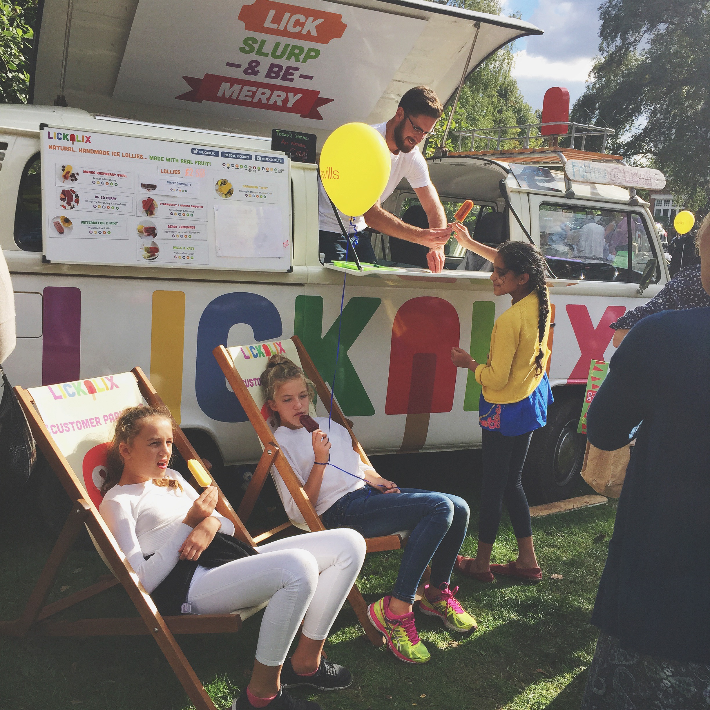 Sun shining and everyone eating ice lollies! Doesn't get much better than that