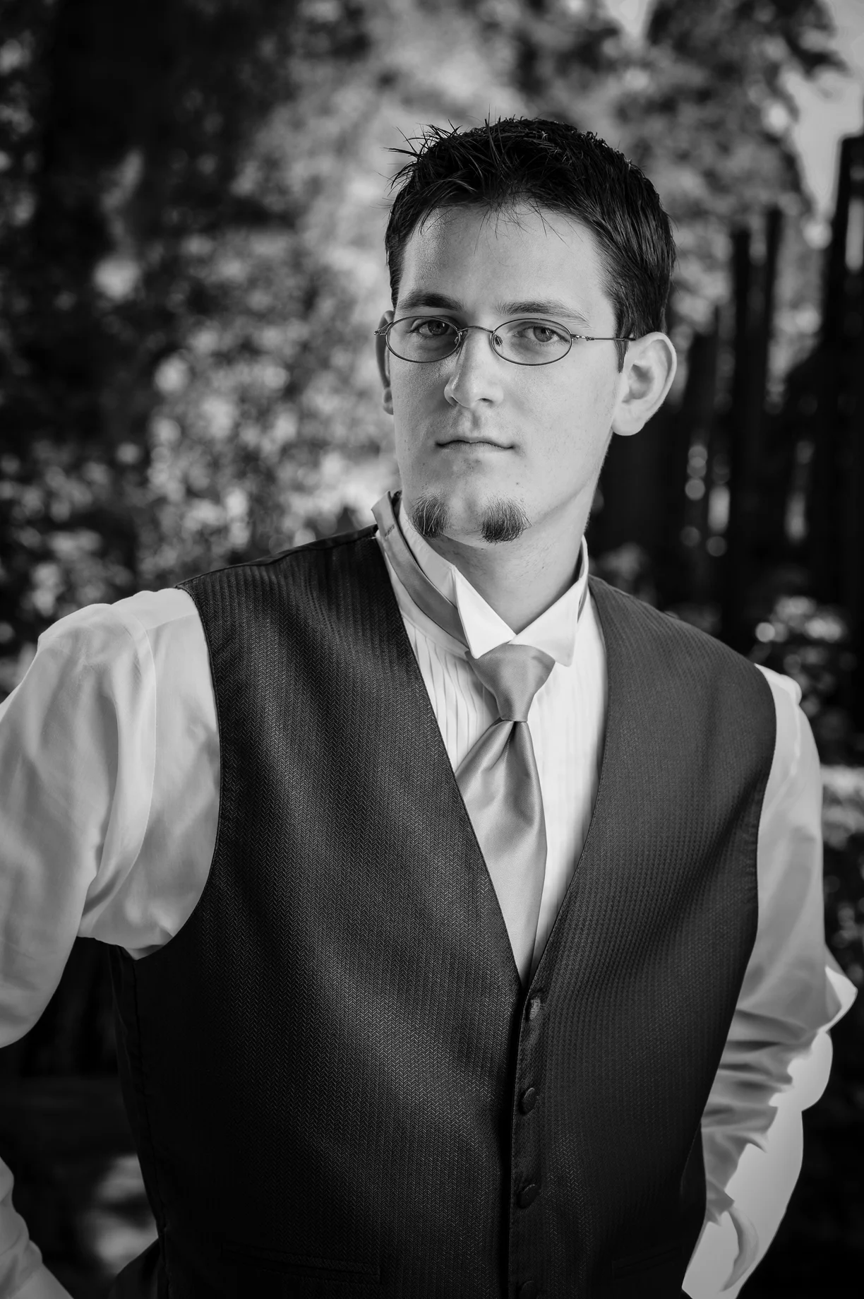 LOC_6913_BW_JasonGanwich.jpg