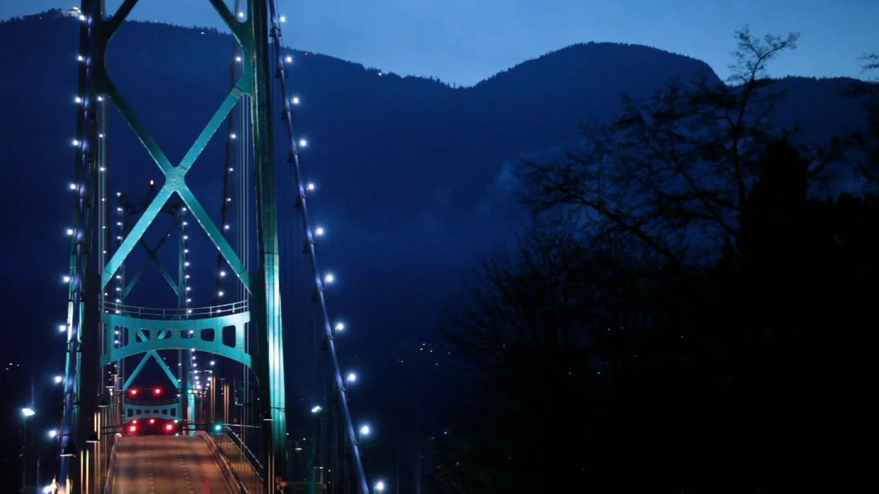 SPORTCHEK - Canucks Shirts Frenzy 2012