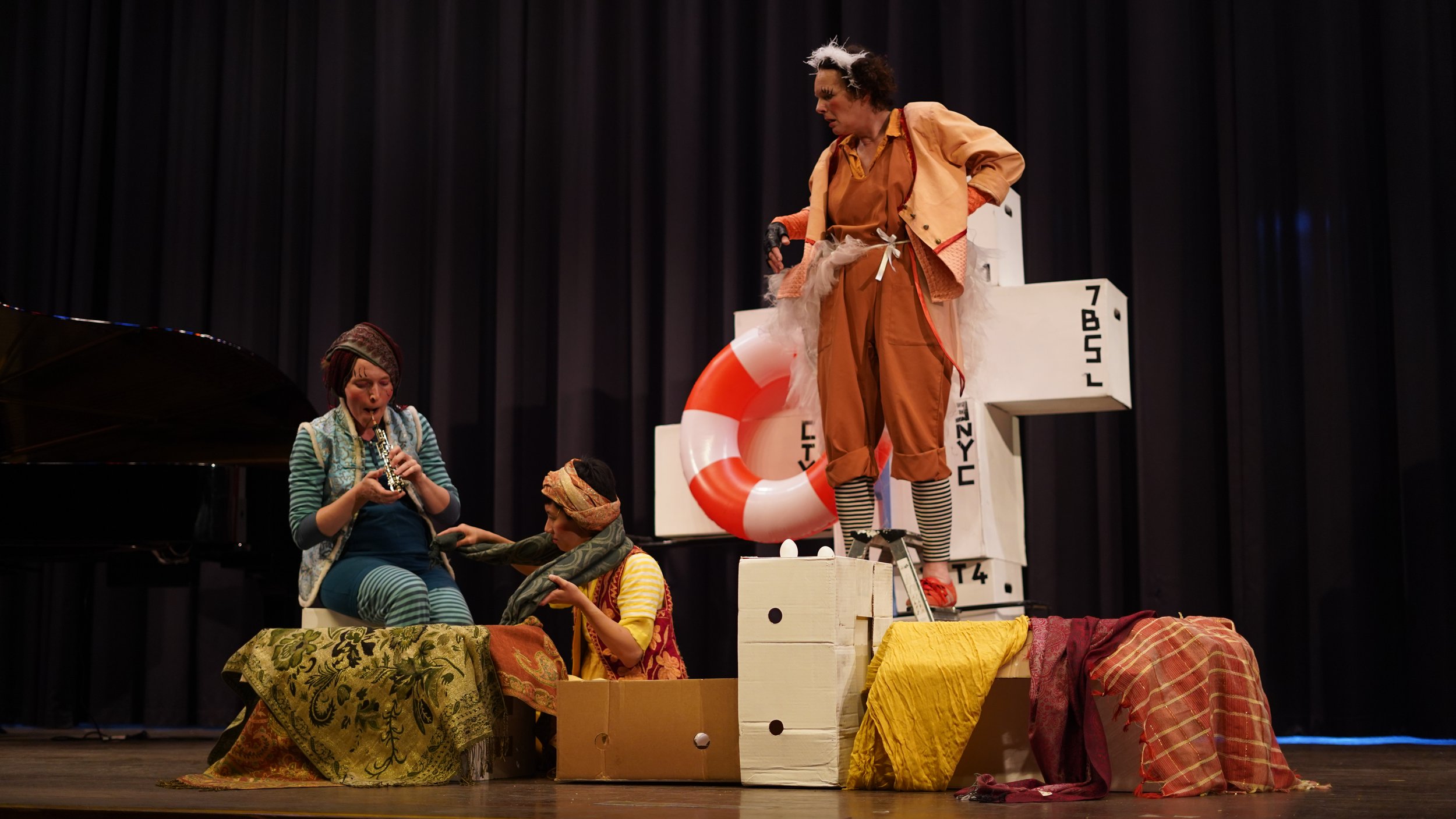 Musiktheater für Kinder: Frederik - eine kleine Fledermaus auf große Reise 