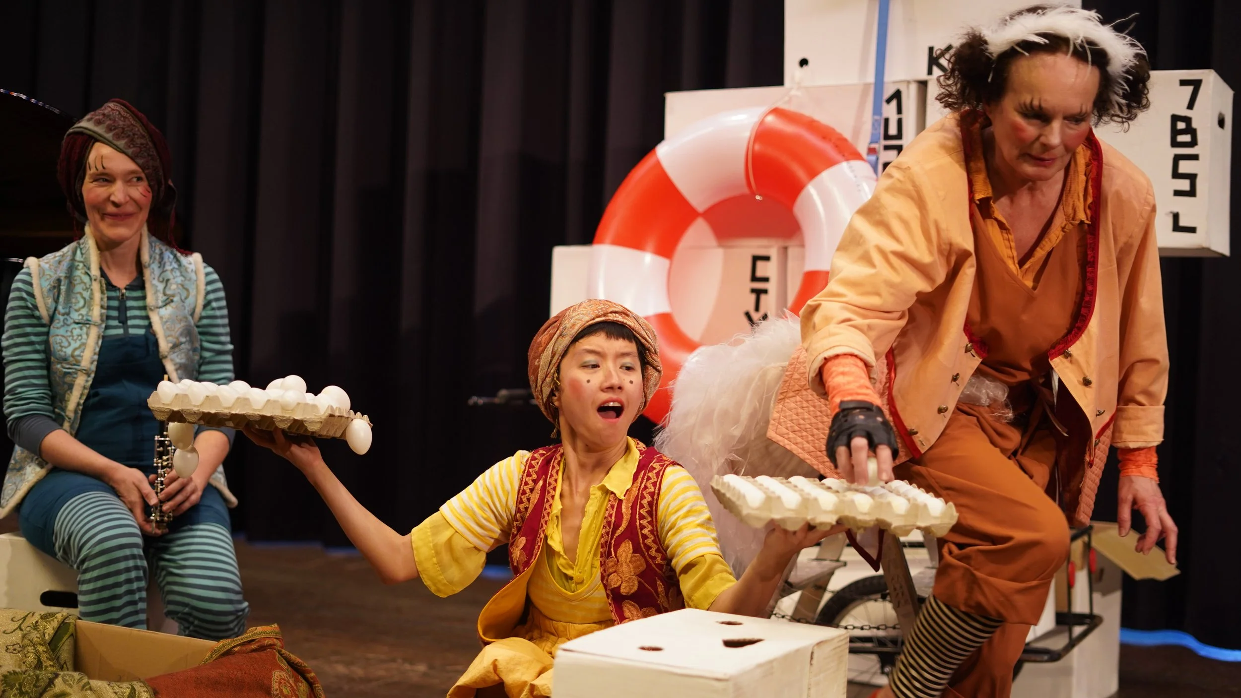 Musiktheater für Kinder: Frederik - eine kleine Fledermaus auf großer Reise 