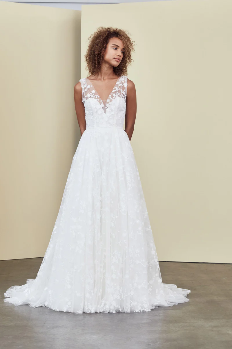 Brand NEW Nouvelle Amsale Eliot  The Barefoot Bride