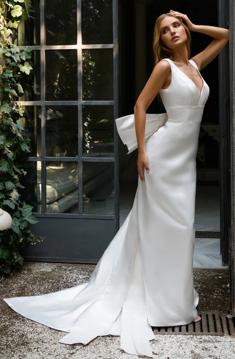 Brand NEW Antonio Gual Vanessa