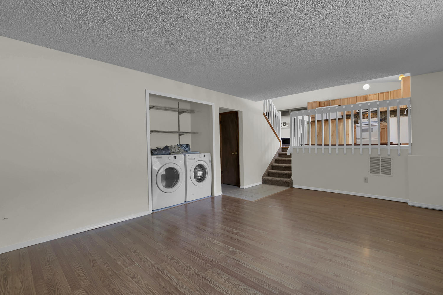 1510 Leewood Court Colorado-large-024-18-Family RoomLaundry-1500x1000-72dpi.jpg