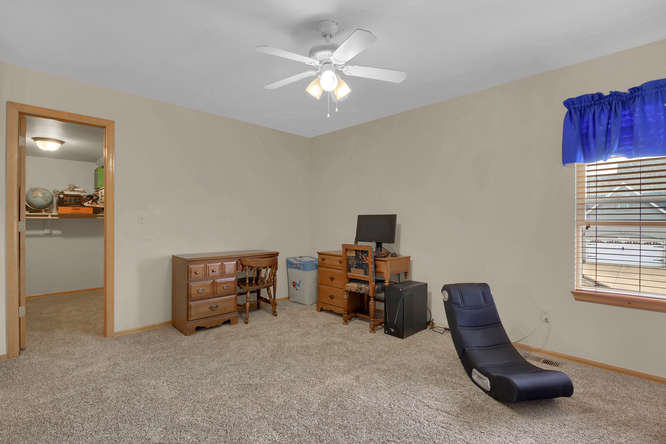 1147 Meadow Oaks Dr Colorado-small-029-10-Bedroom-666x445-72dpi.jpg