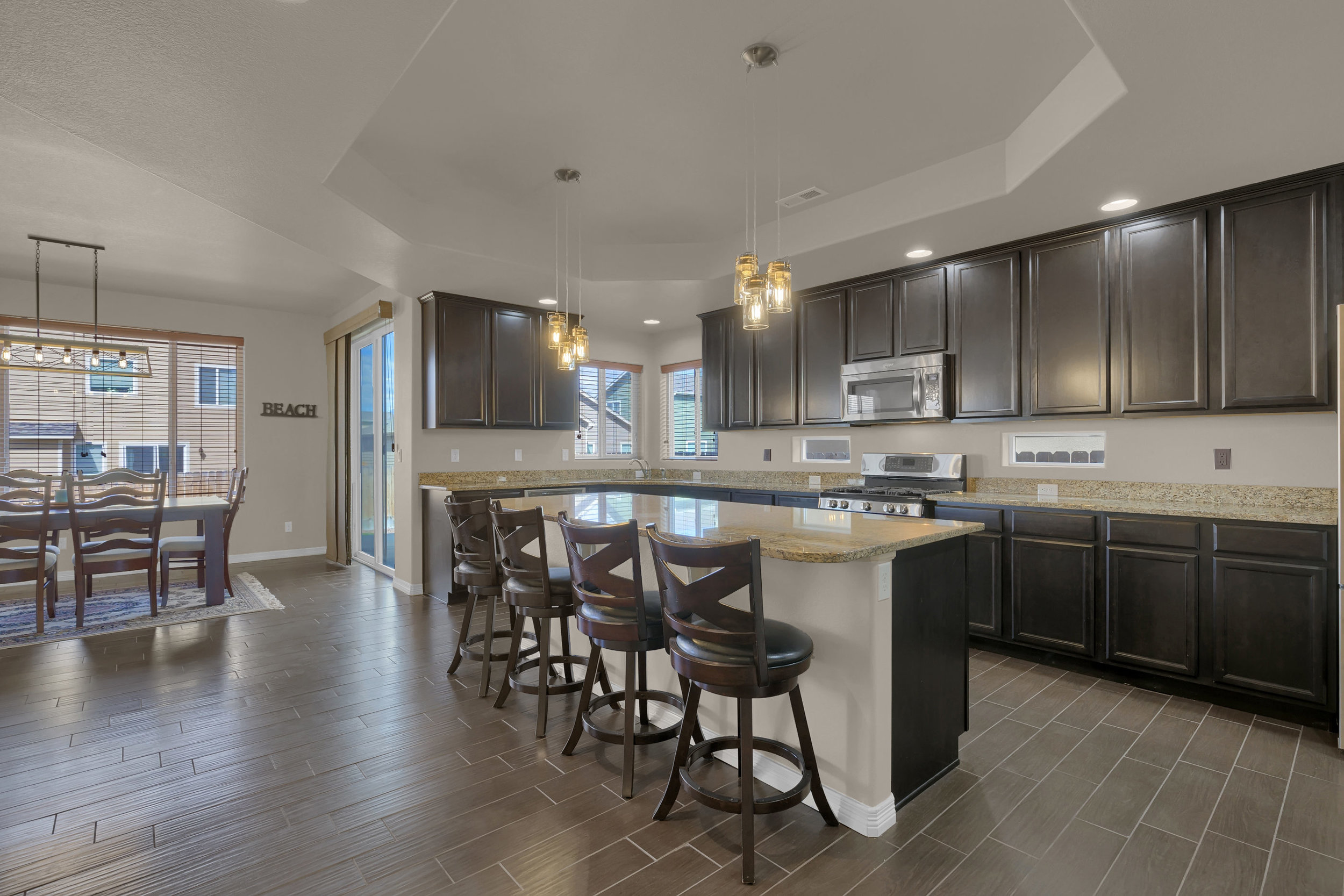 6722 Stingray Lane Colorado-print-005-2-Kitchen-2800x1867-300dpi.jpg