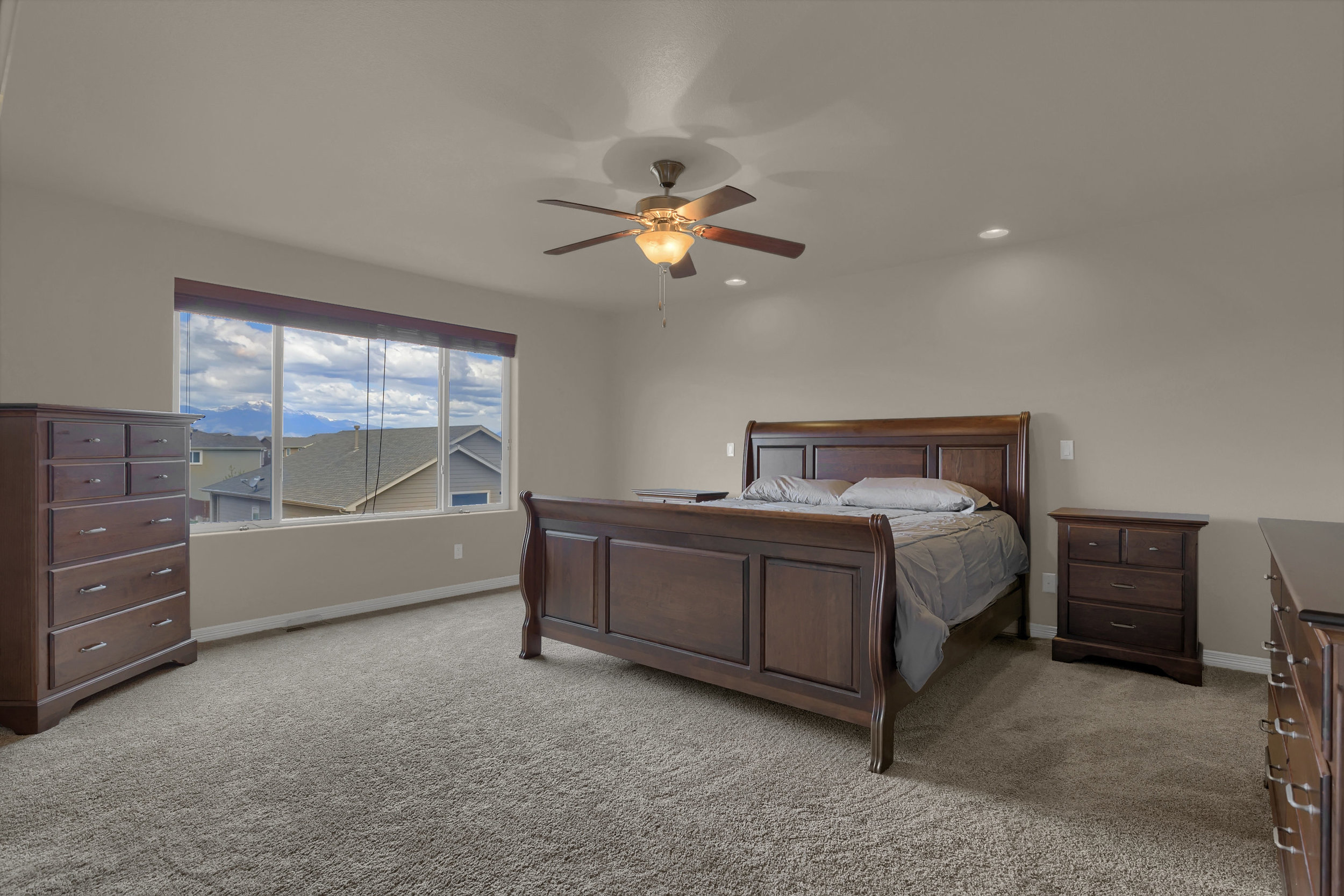 6722 Stingray Lane Colorado-print-030-28-Bedroom-2800x1867-300dpi.jpg