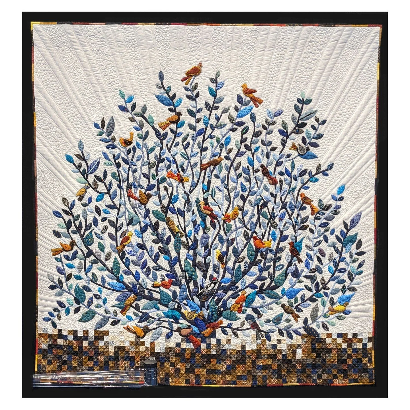 NOT MY WORK. This is Avian Cacophany by Brooke W. Winters. You can probably guess that I like this quilt because of the quilting - I'm a HUGE fan of interesting quilting!
#ilovequilting, #quiltersofinstagram, #quiltsofinstagram, #quiltlove, #quilting
