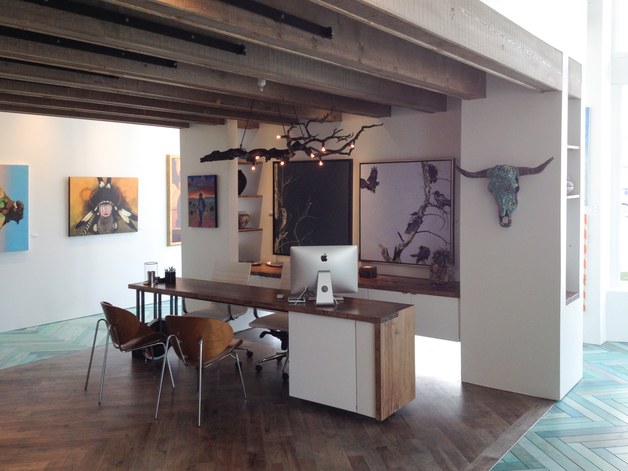 Multipurpose 'Swivel Desk' (click to enlarge)