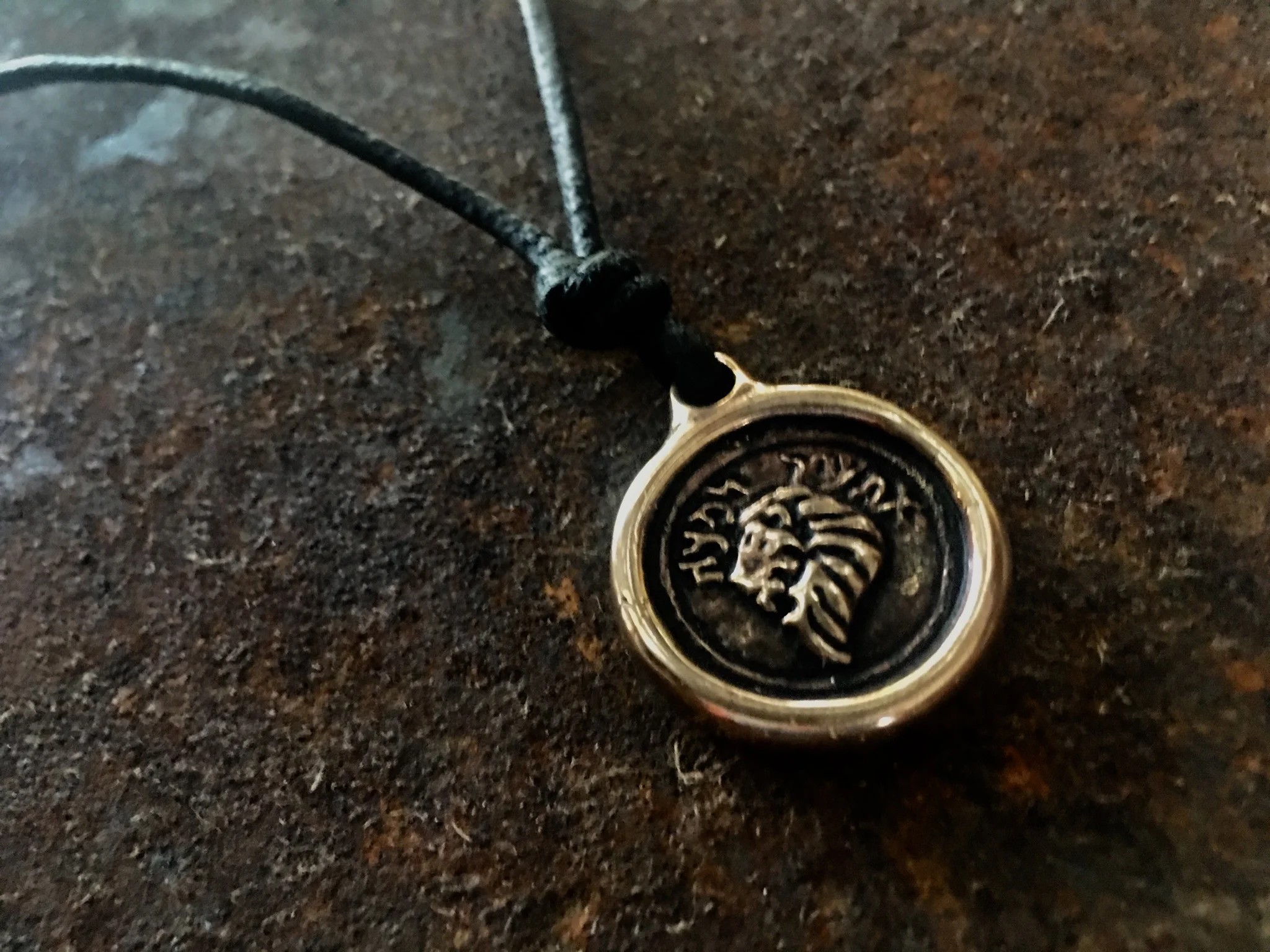 Pendents (2).jpeg