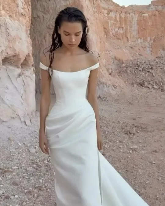 Big WINTON energy 🔥 The first gown from the new @kyhabride Moon Plain collection hits the showroom this weekend. Book now to try this hotly anticipated new arrival. hello@ceremony-boston.com