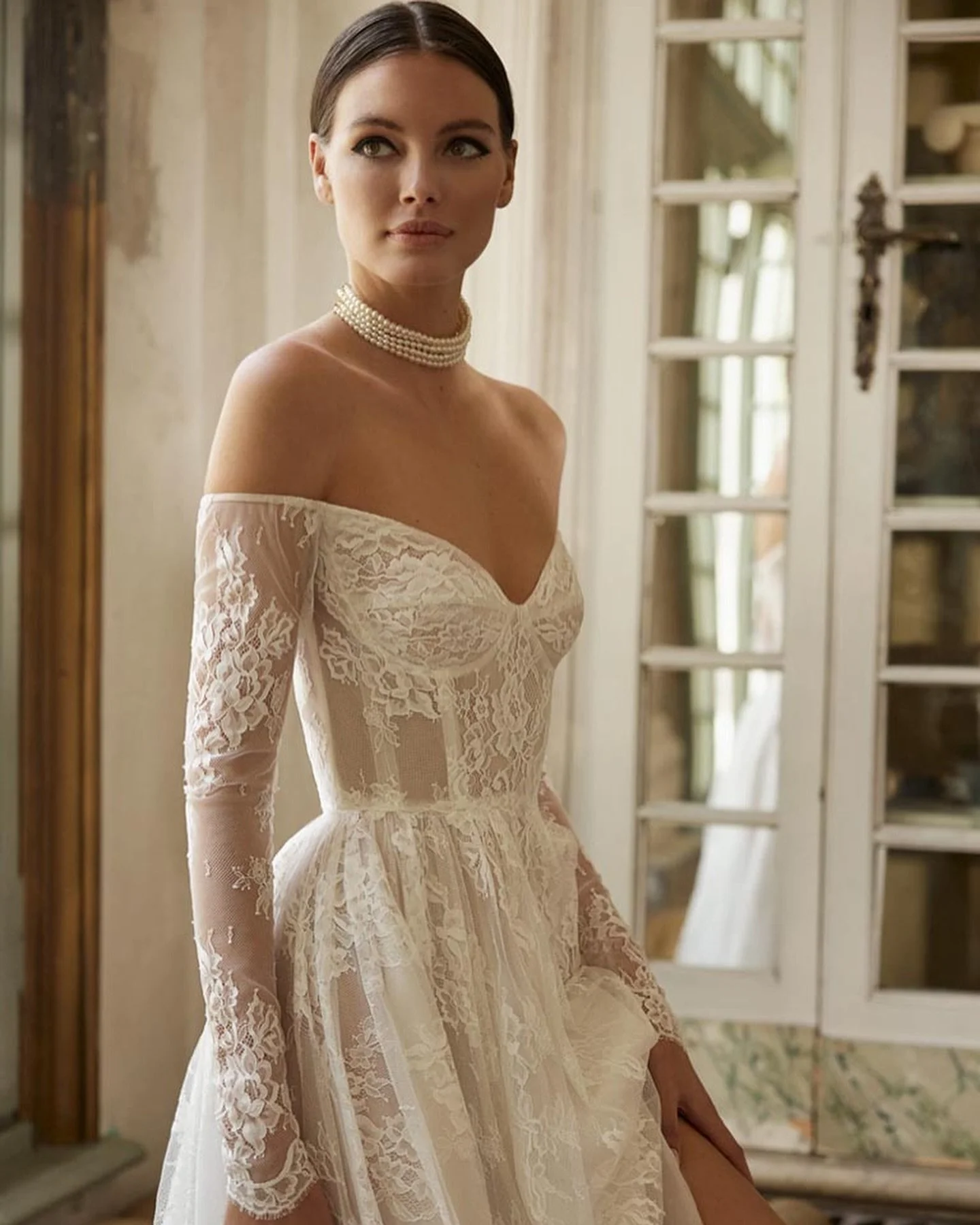 Lace gowns ✔️Lace veils ✔️Lace sleeves ✔️ Fully stocked and ready for the weekend. Make an appointment to try on our latest from @_houseofflora_ by emailing us hello@ceremony-boston.com 💕