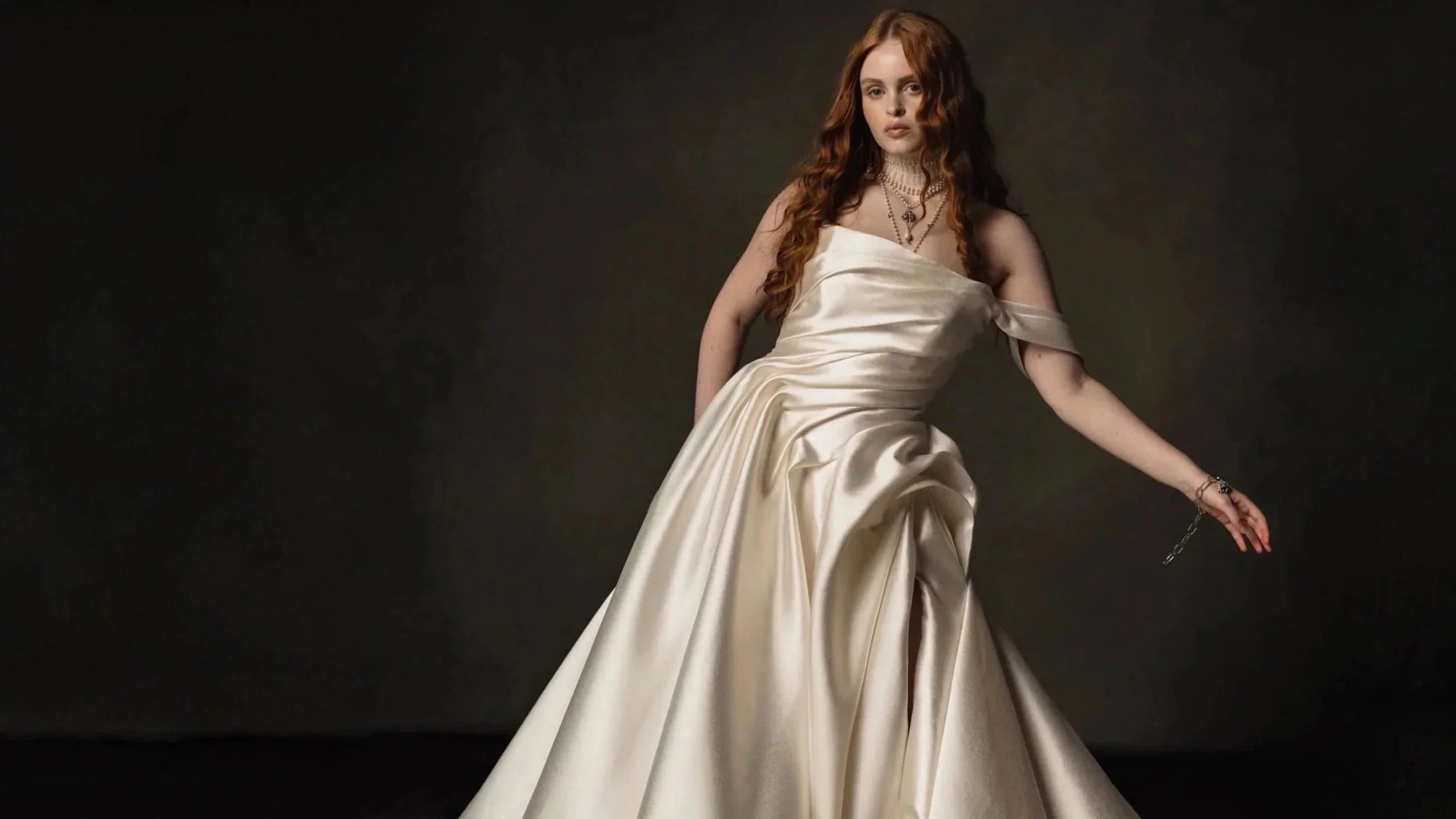 For the modern, effortlessly cool bride