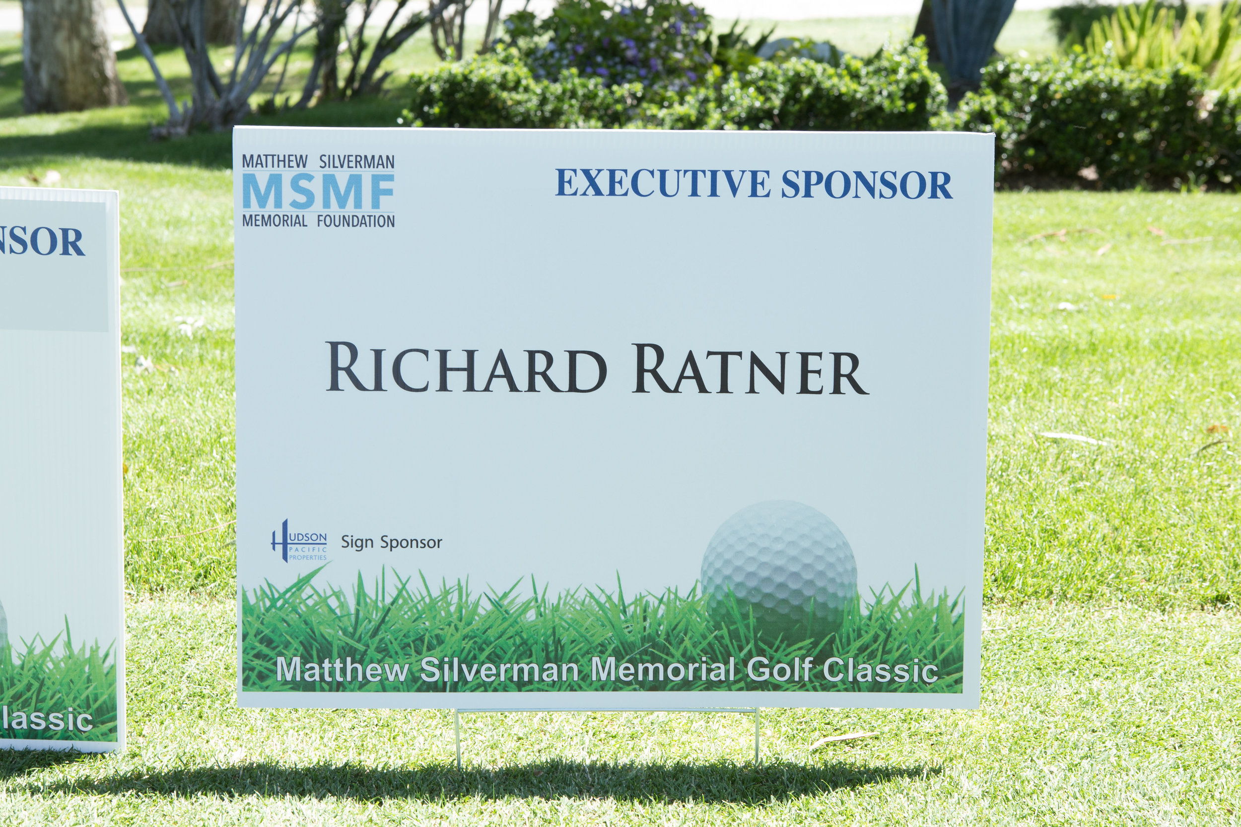 IMG_7922-SPONSOR SIGN-Ratner.jpg