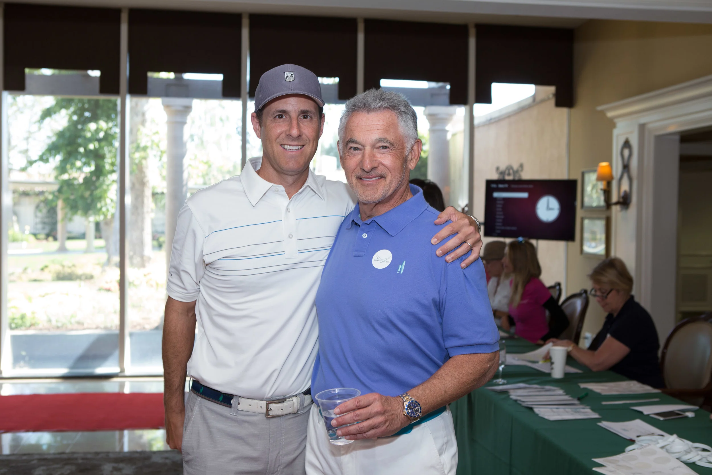 IMG_7737-Ron & Golfer.jpg