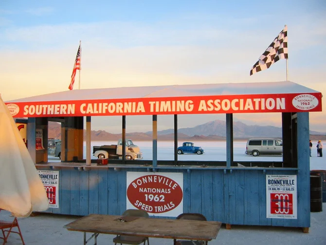 A view of the registration area.