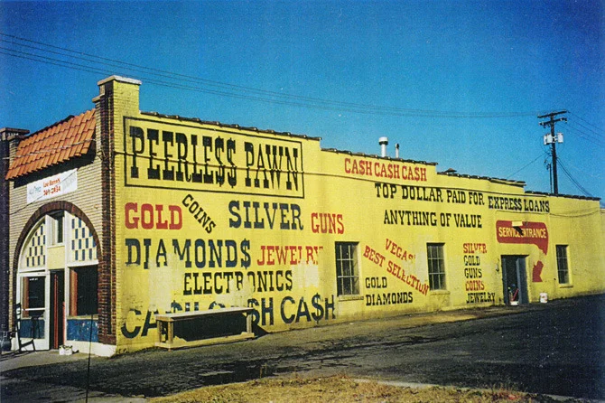 "Peerless Pawn" interior/exterior location.