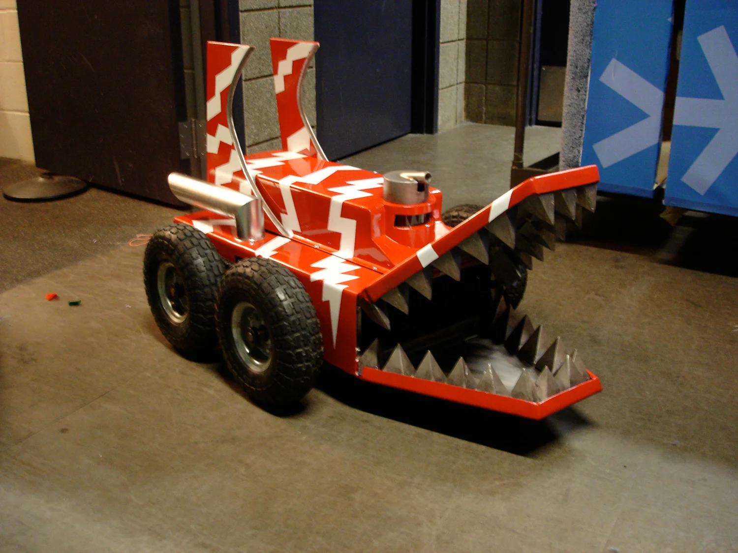 Another view of the ill-fated battle bot.