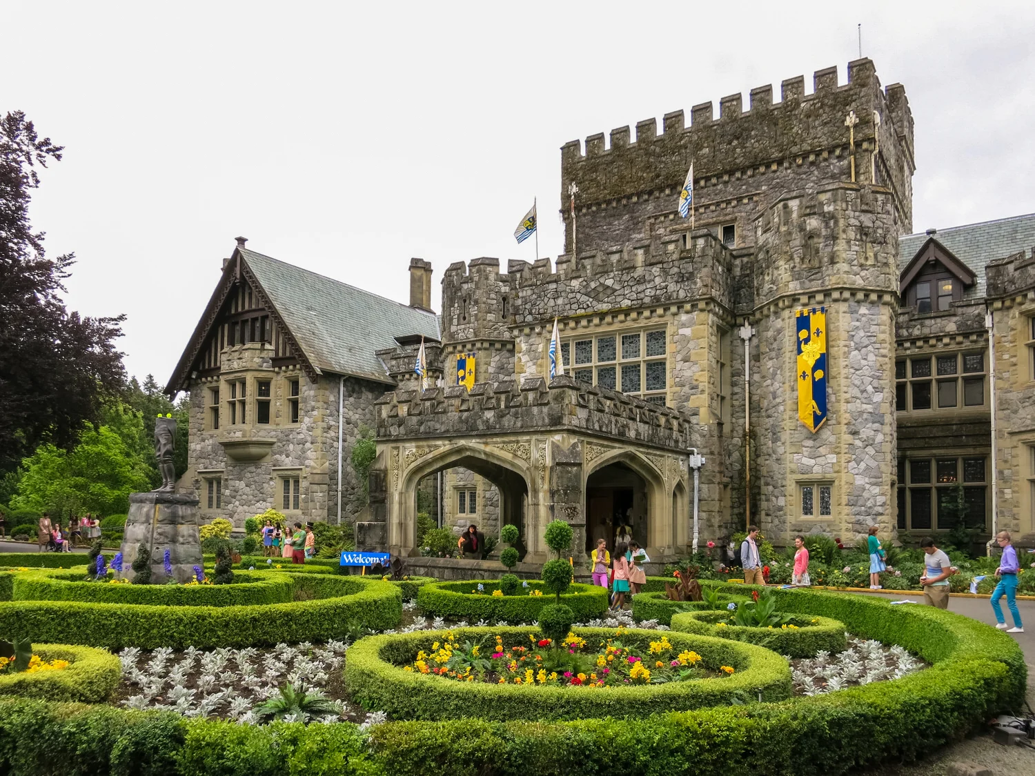 The four children from the Isle of the Lost leave the the slummy island of their youth and arrive at the impossibly stately and regal Auradon prep school. Here we augmented the already gorgeous Hatley Castle.