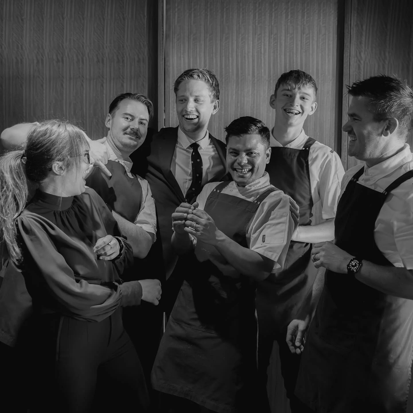Monday nights are for the Hospitality Crew. 
Receive $30 off the Chef&rsquo;s EXP.erience when your venue is mentioned when booking.

📸 @tmr_photography_and_design_ 

#experiencethis #hospo