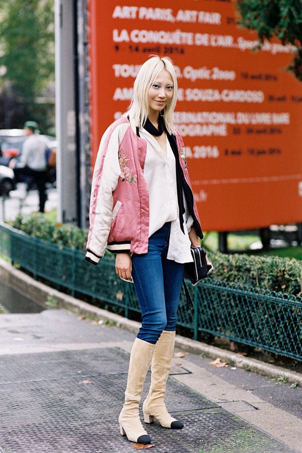  A pink bomber with Chanel knee-high suede boots is the only #goals I really care about / Image via Vanessa Jackman.&nbsp; 
