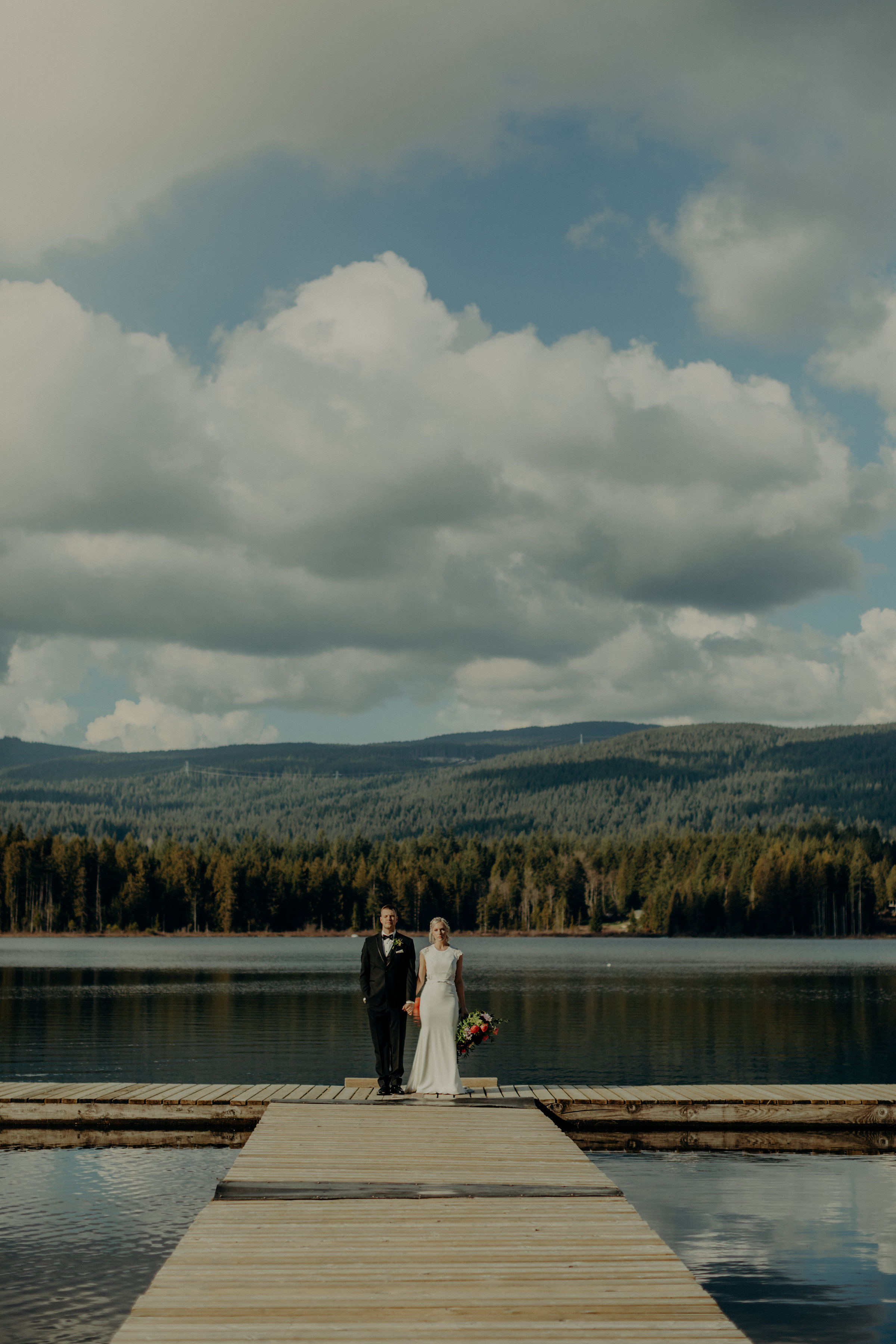 whonnock-lake-wedding-photographer-art-kelsey-413.jpg
