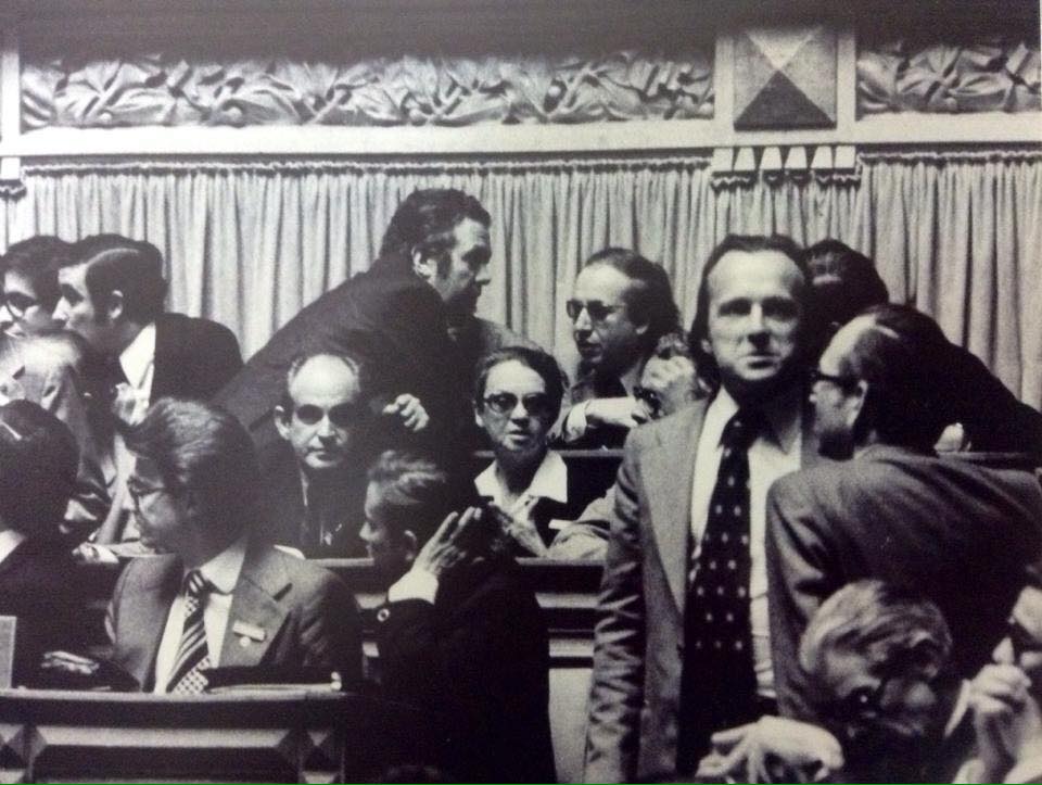 Sophia na assembleia constituinte de 1975. 