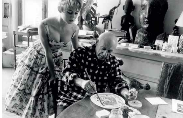 Brigitte Bardot no atelier de Picasso em 1958.png