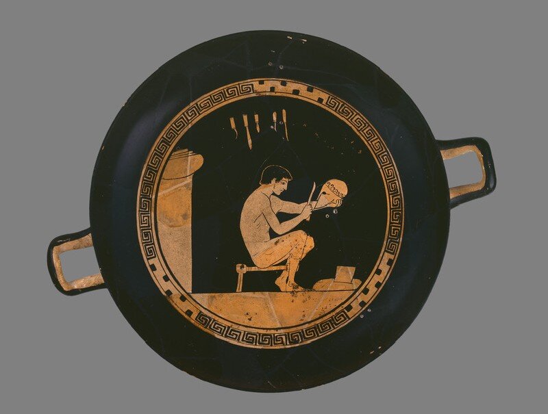 Vaso de figuras vermelhas, ca. 490-480 aC, oriundo da Ática e encontrado em Orvieto. Atribuído ao pintor Antífon. Hoje no museu Ashmolean, em Oxford.