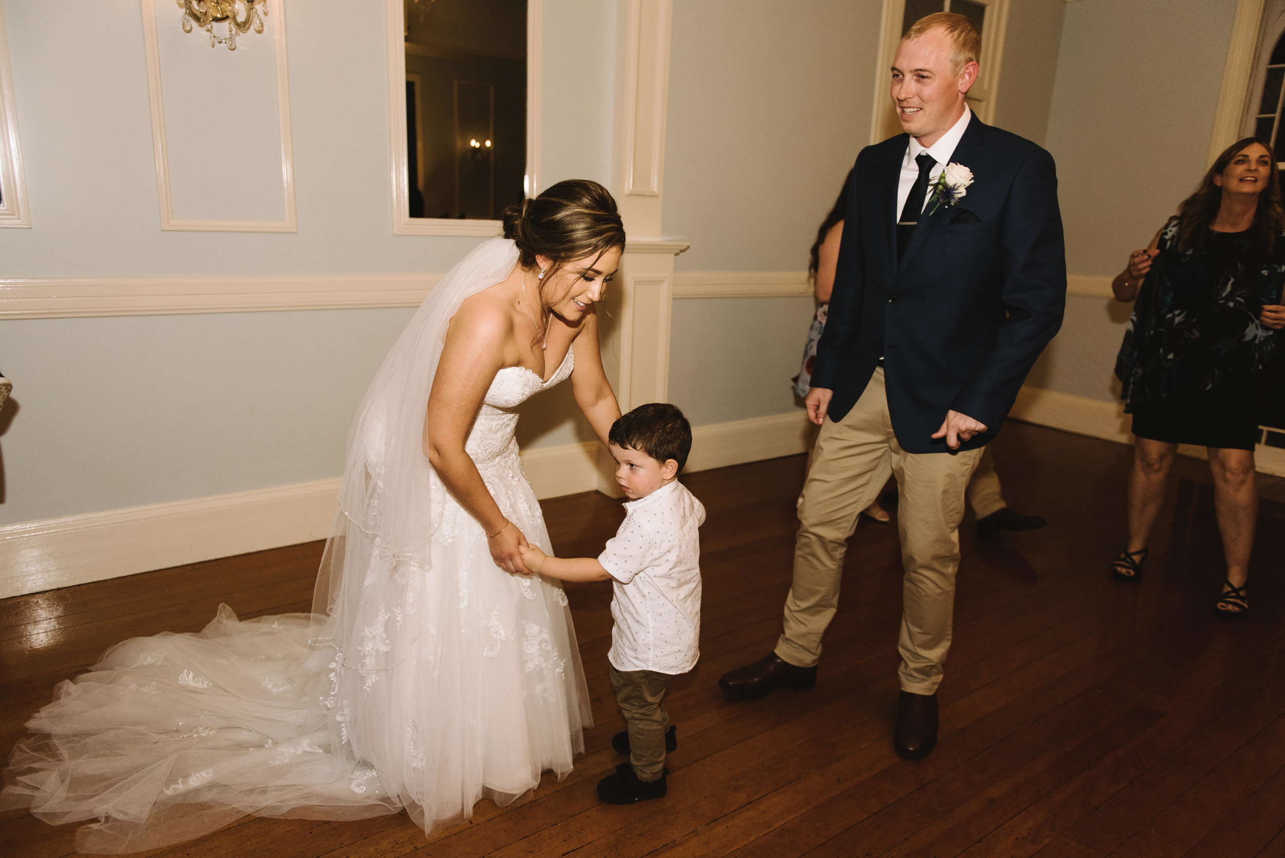 toowoomba-wedding-gabbinbar-75.jpg