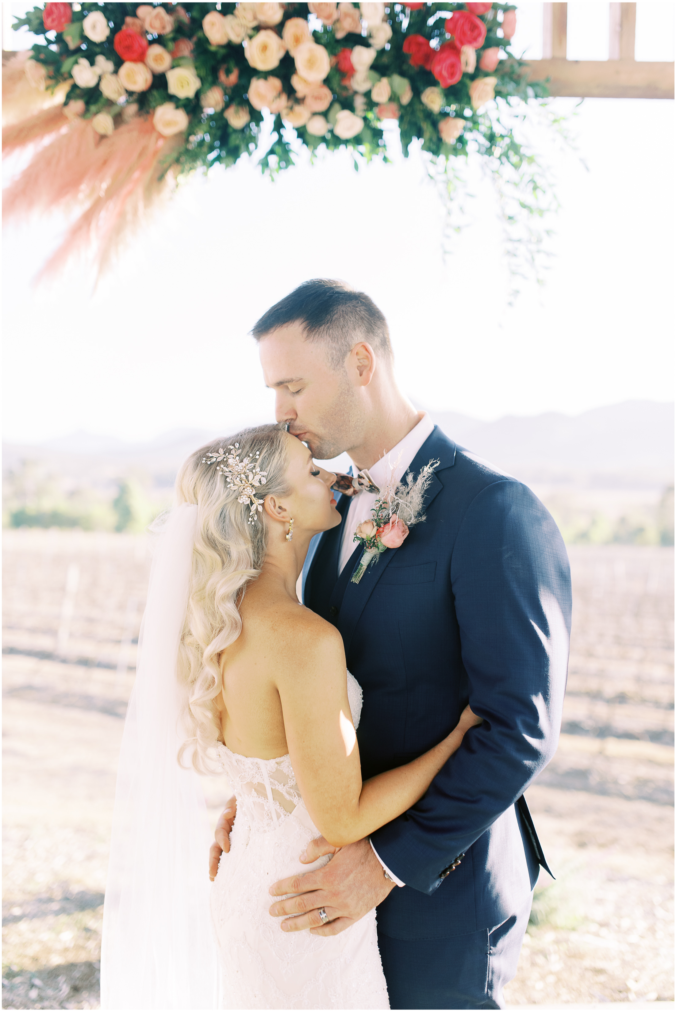 lauren-olivia-kooroomba-fine-art-wedding-photographer-australia-lavendar-farm-33.jpg