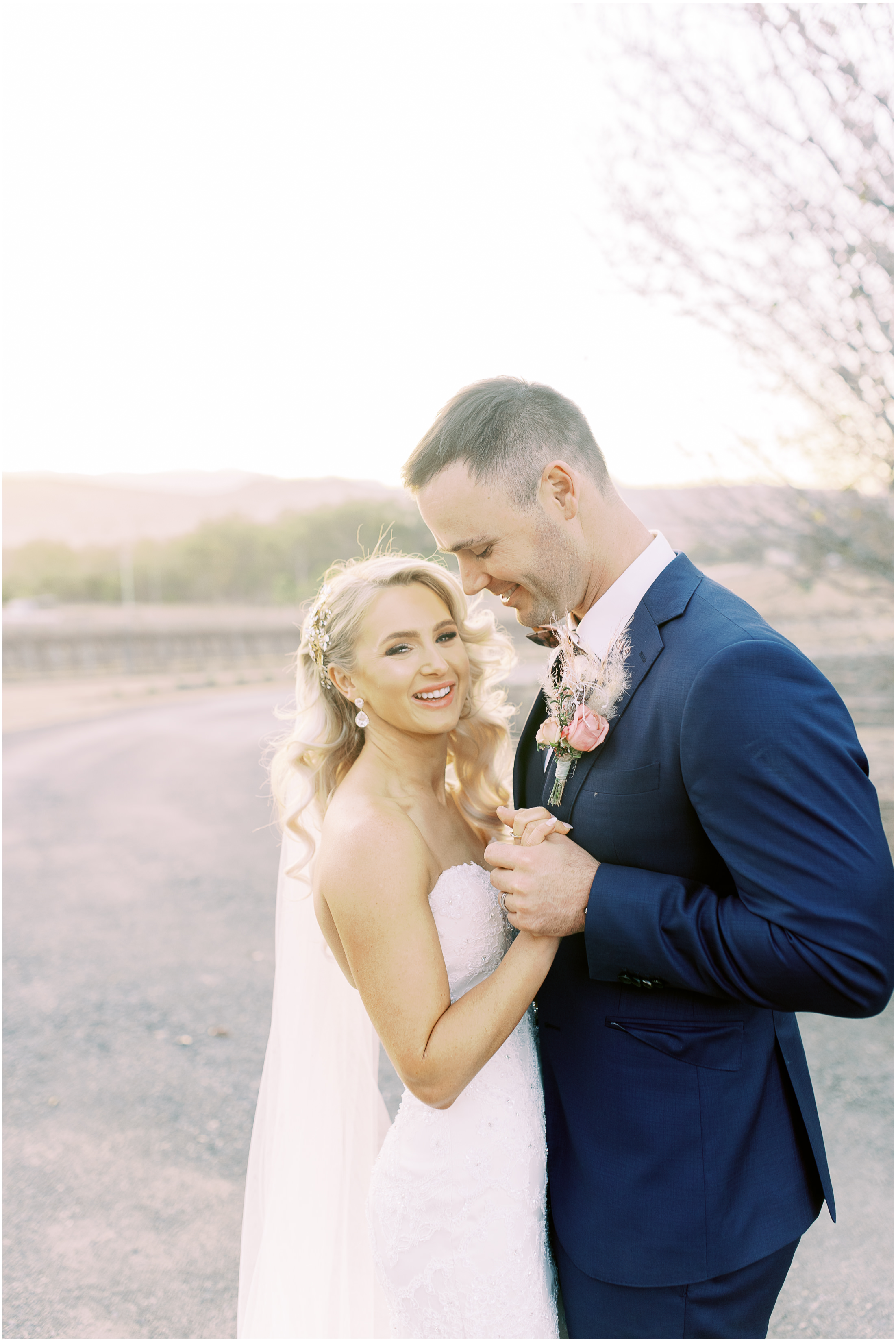 lauren-olivia-kooroomba-fine-art-wedding-photographer-australia-lavendar-farm-38.jpg