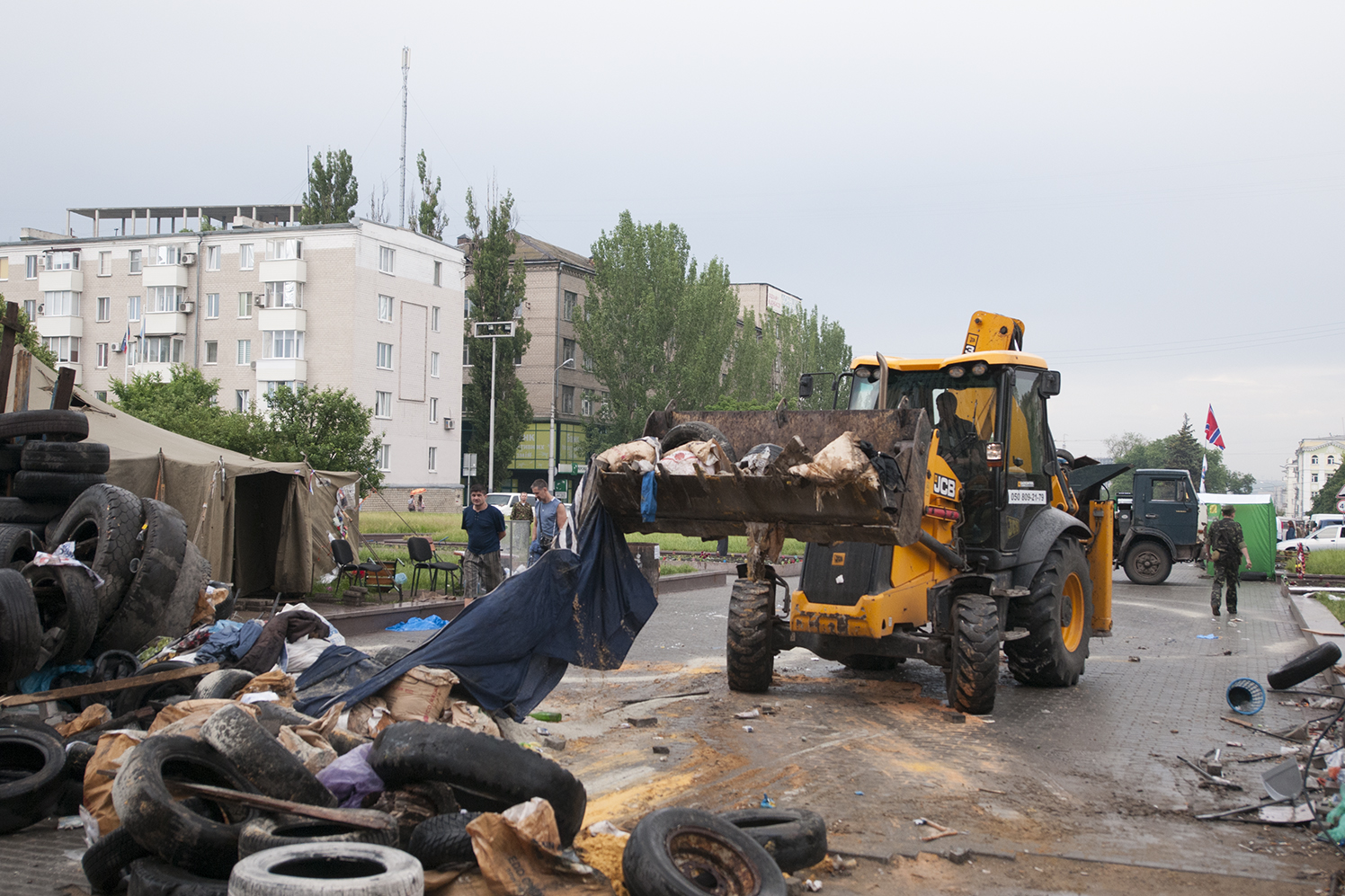 Vostock Battalion destroying the second barricade 