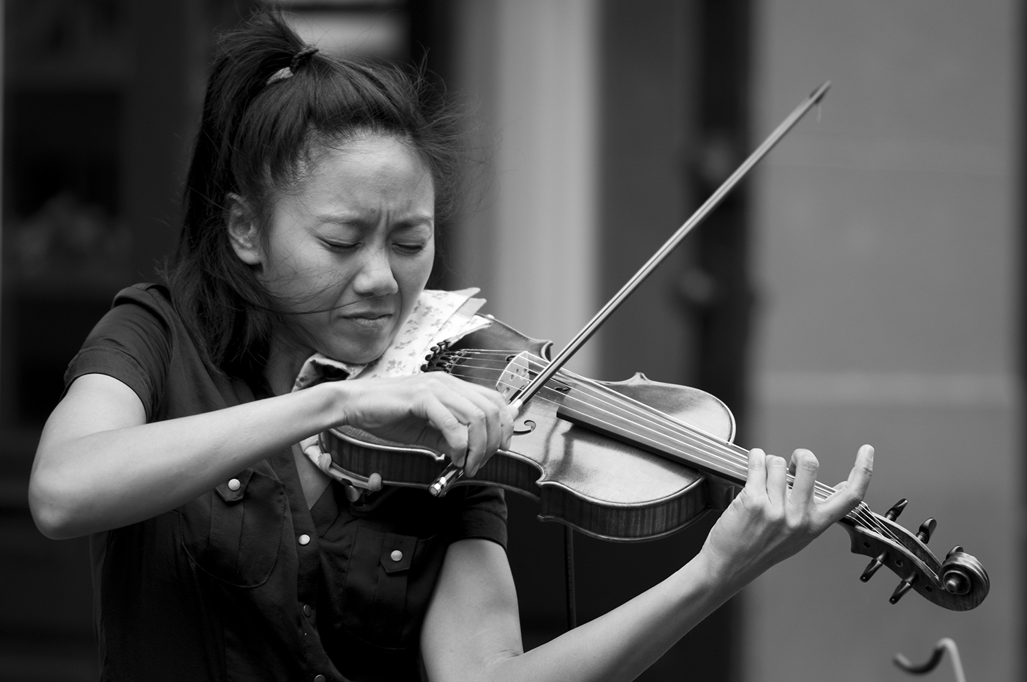 Tanya playing violin on Royal Street.