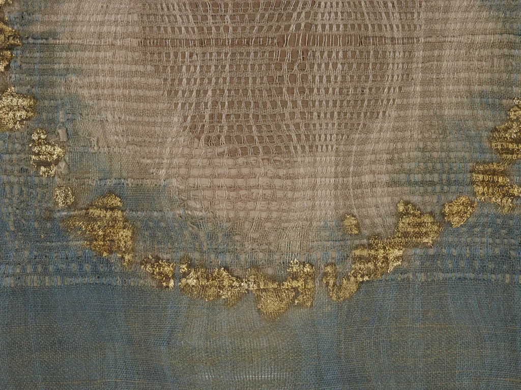 "Deserve I" detail