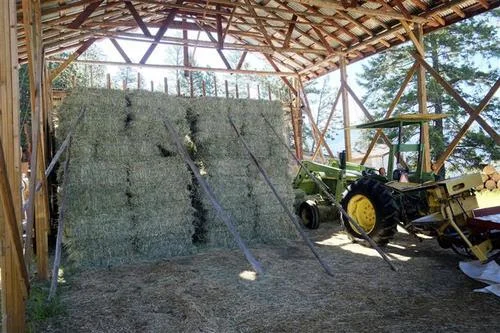 Hay barn.