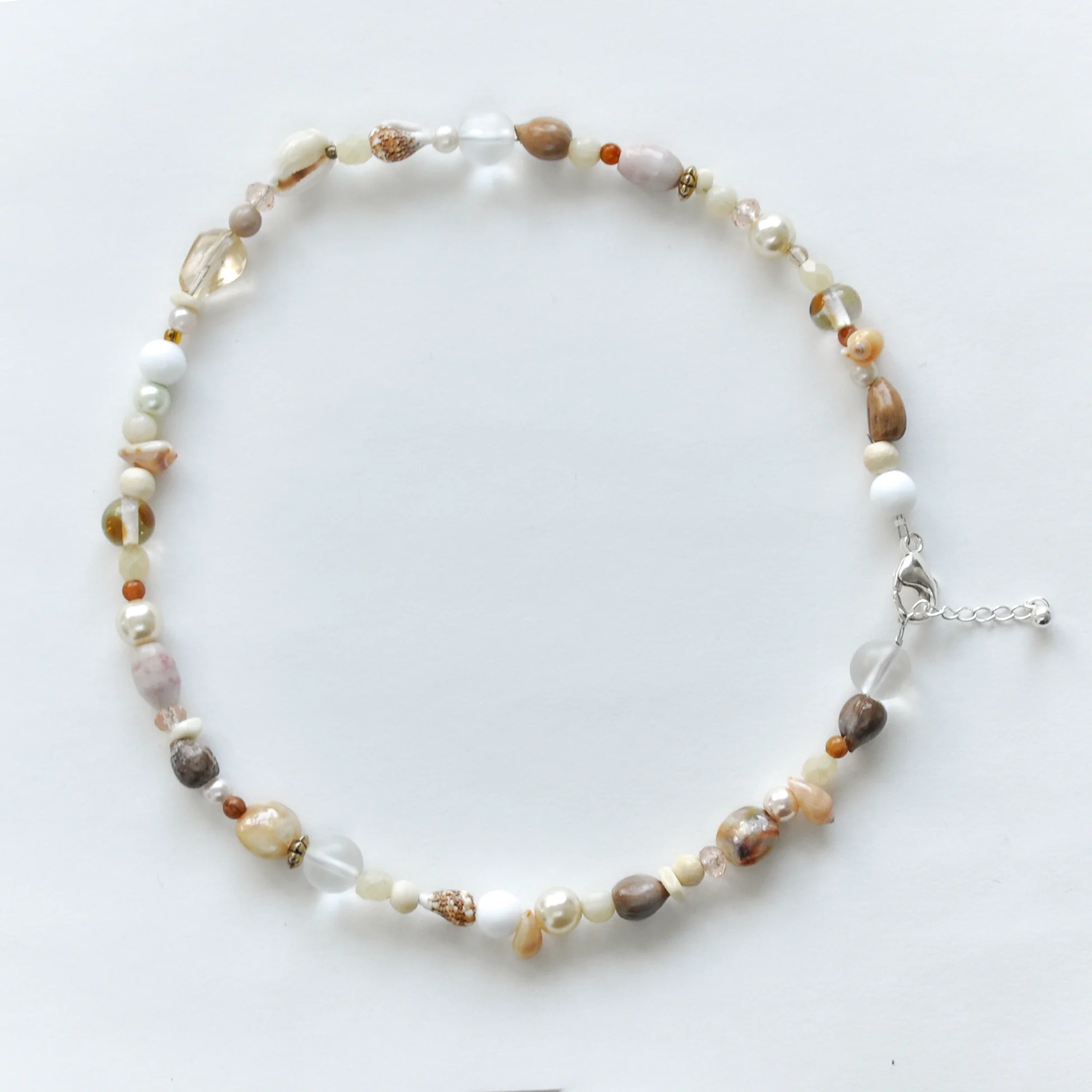 Assorted_neutrals_necklace.jpg