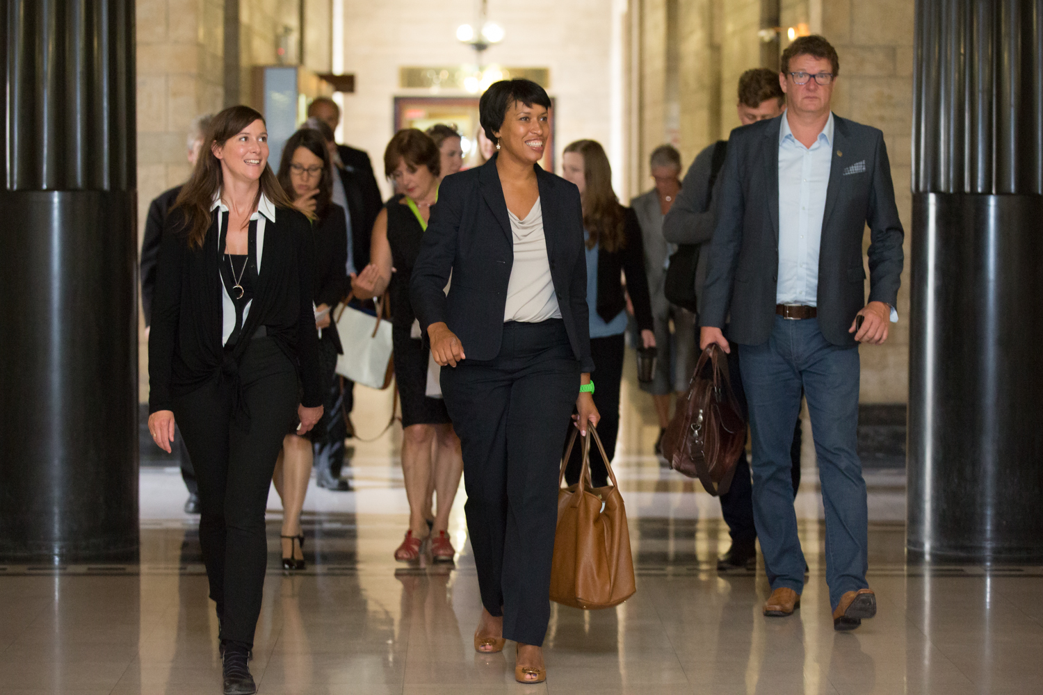 Muriel Bowser (au centre), candidate à la mairie de Washington. 