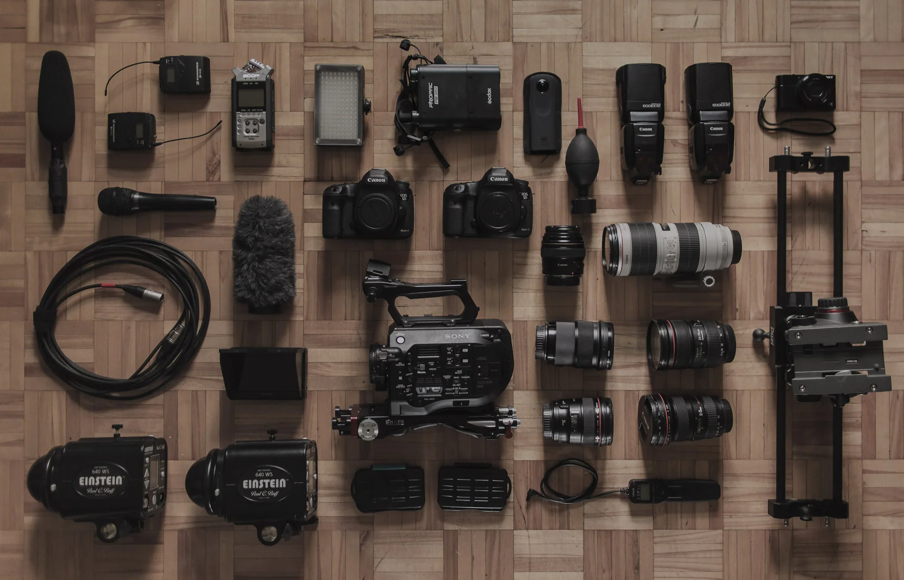 BANNERS-acceueil-alexandre-claude-gear-photographe-montreal.jpg