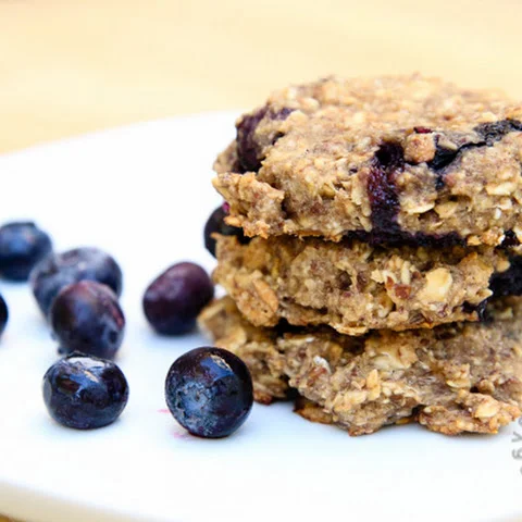 Blueberry Muffin Quinoa Breakfast Cookies 
