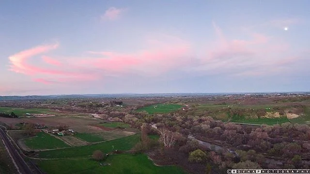 You can only find clouds like these on the way to or from somewhere. Shots like these are never the destination. They're always found while on the journey. Never be afraid to just stop and take it in.  Life's too short to let moments pass by.⠀
⠀
#pat