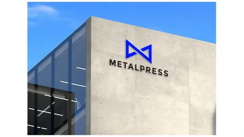 metalpress%2B-%2Bbranding%2Bprez%2B15.webp