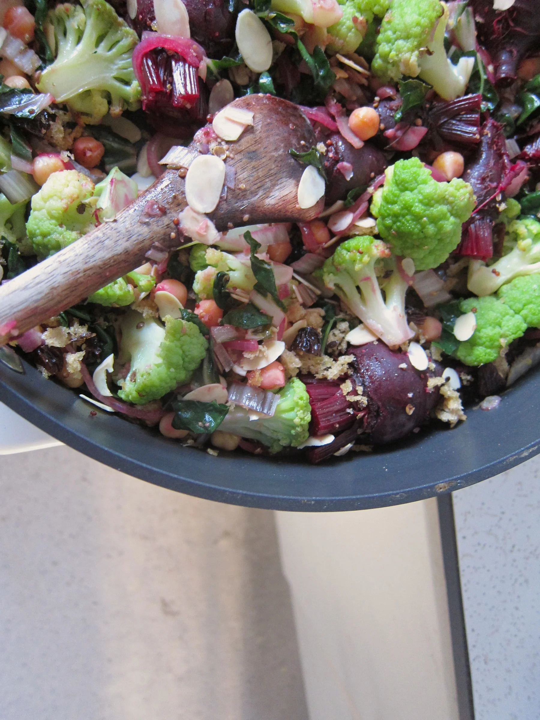 03 beetroot_salad.jpg
